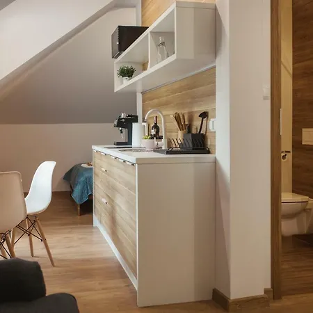 Szaron 250 M Do Kortow Tenisowych I Bulwarow Wislanych - Dream *