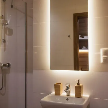 Apartamento Szaron 250 M Do Kortów Tenisowych I Bulwarów Wiślanych - Dream *