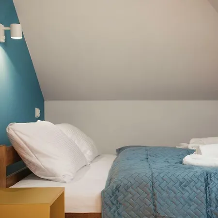 Szaron 250 M Do Kortow Tenisowych I Bulwarow Wislanych - Dream *