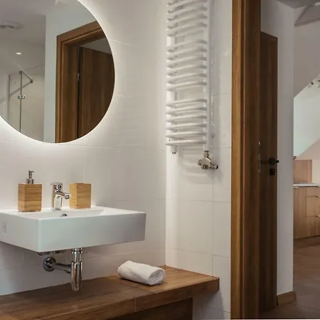 Szaron 250 M Do Kortow Tenisowych I Bulwarow Wislanych - Dream * Ustron