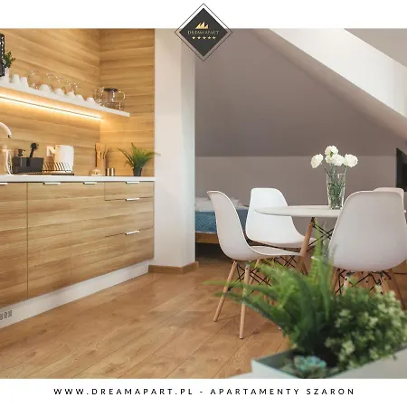 Szaron 250 M Do Kortow Tenisowych I Bulwarow Wislanych - Dream Ustron