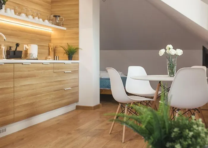 Szaron 250 M Do Kortow Tenisowych I Bulwarow Wislanych - Dream Ustron